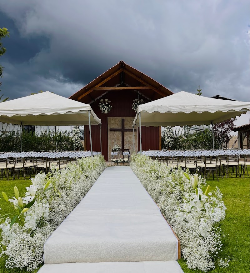 Minkana Hotel in Guano, Ecuador