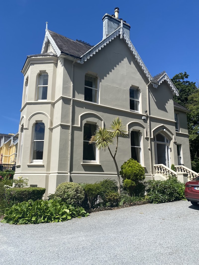 Oakhurst Guesthouse in Cobh, Ireland