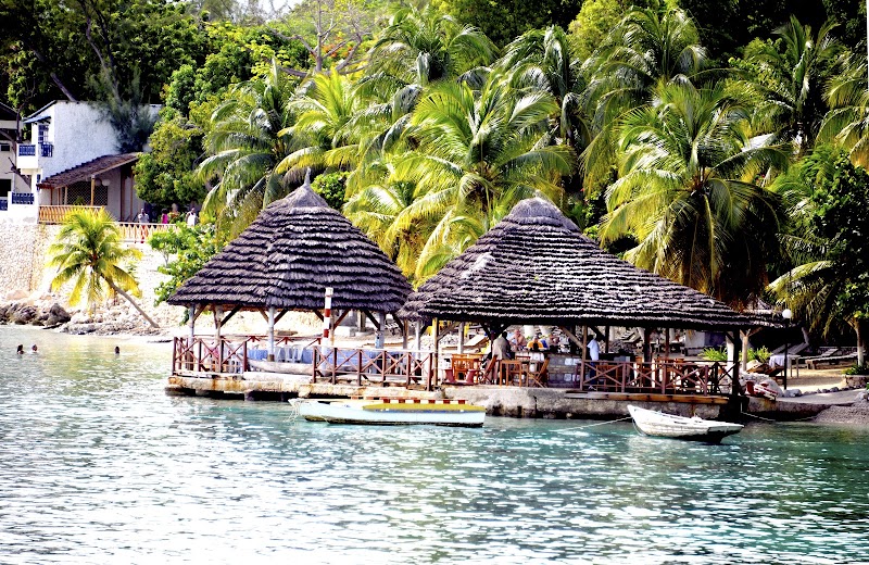 Ouanga Bay Beach Hotel in Arcahaie, Haiti