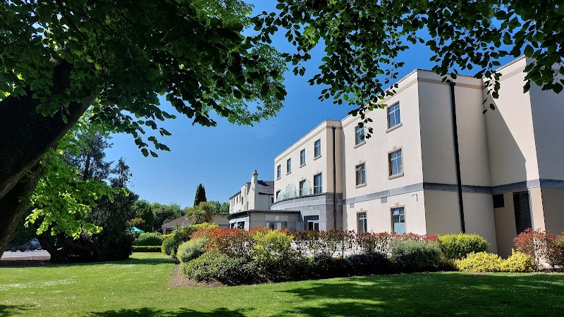 Shamrock Lodge Hotel in Baile Atha Luain, Ireland