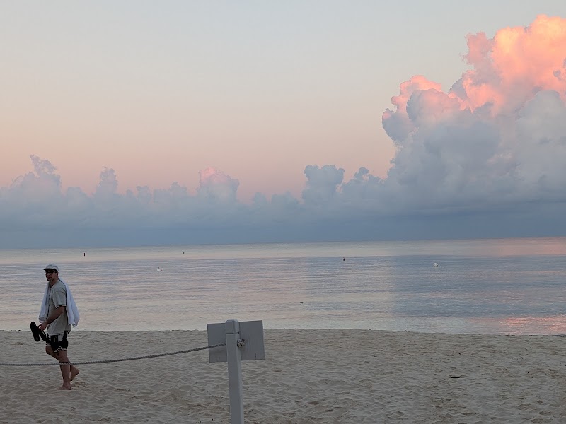 Laguna Del Mar in George Town, Cayman Islands