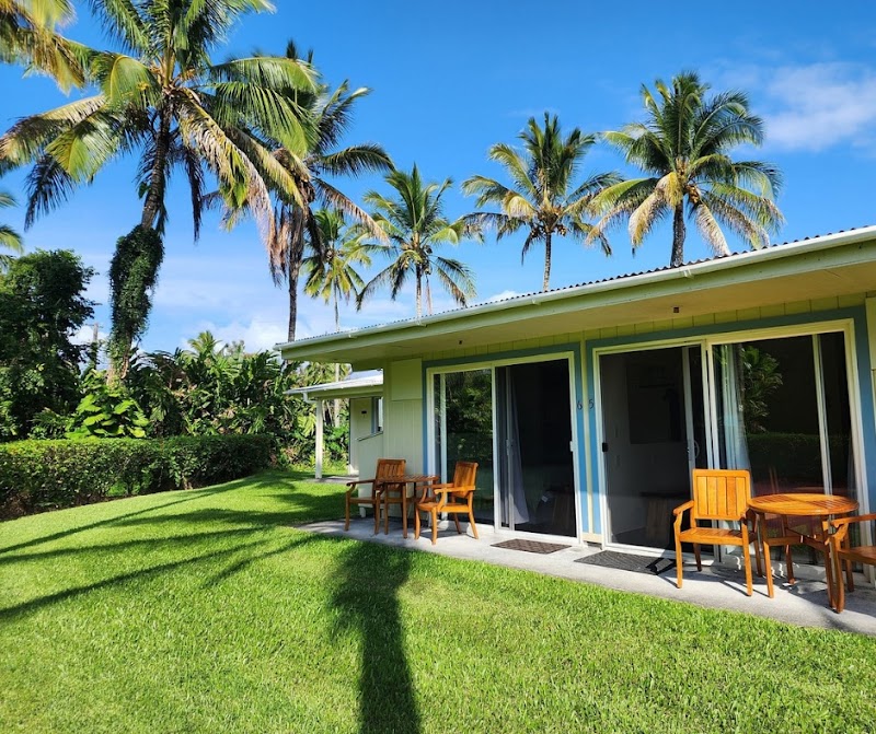 Arnott's Lodge & Hiking Adventures in Hawaiʻi (Big Island), Hawaii
