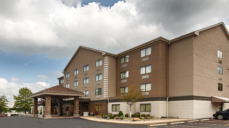 Comfort Inn & Suites Copley - Akron in Akron, United States