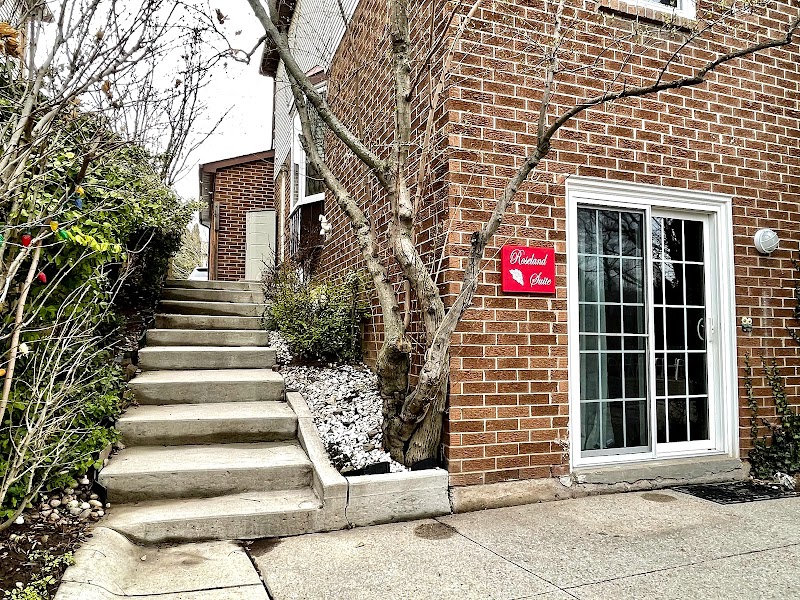 Creekside B&B in Burlington, Canada