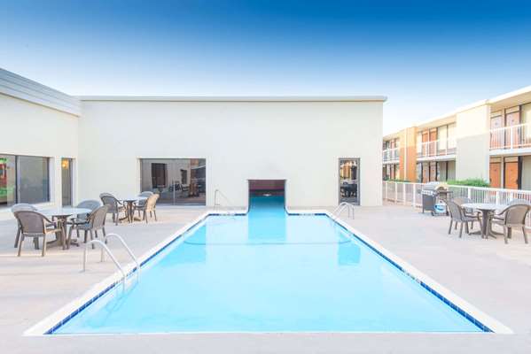 Days Inn by Wyndham Altus in Altus, United States