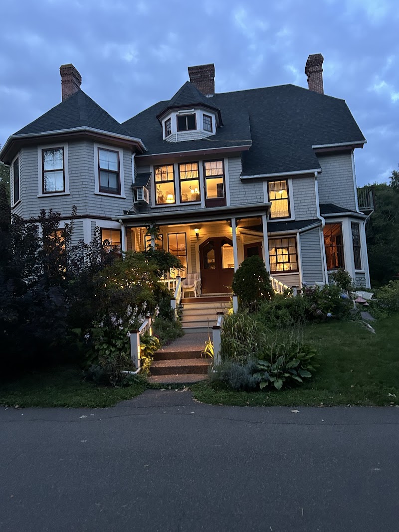 Elmwood Heritage Inn in Charlottetown, Canada