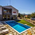 Family Hotel Friends Villa