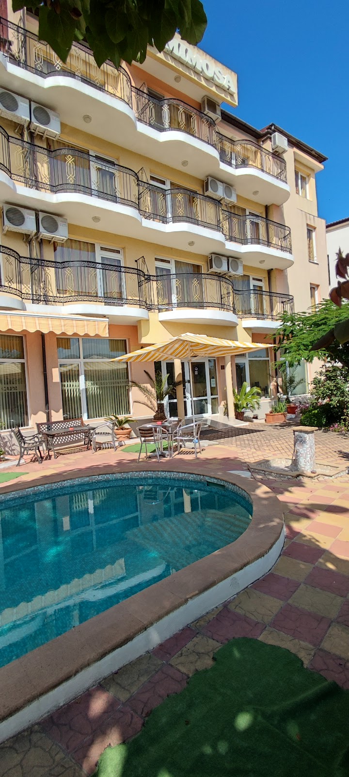 Family Hotel Mimosa in Tsarevo, Bulgaria