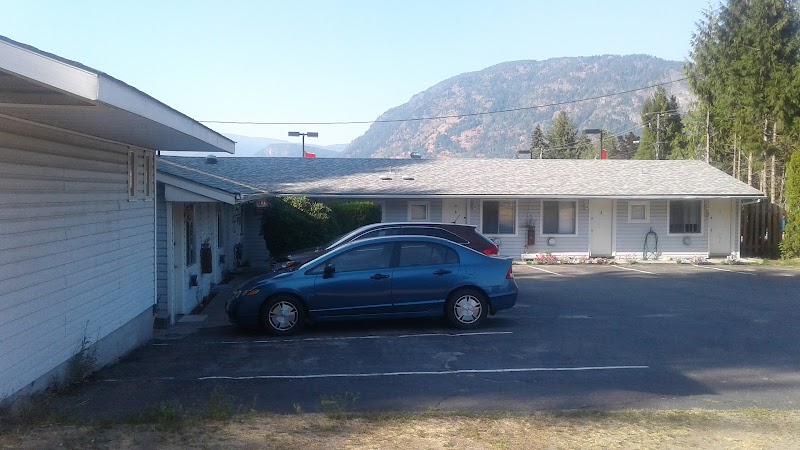 Flamingo Motel in Castlegar, Canada