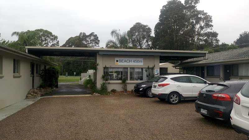 Hanging Rock Family Motel in Batemans Bay, Australia