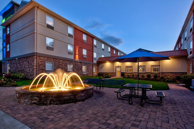 Holiday Inn Express & Suites Absecon-Atlantic City Area in Absecon, United States