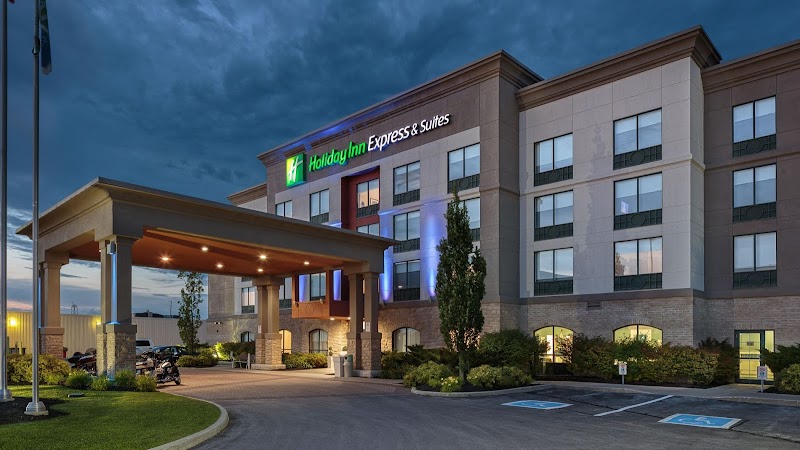 Holiday Inn Express & Suites Belleville in Belleville, Canada