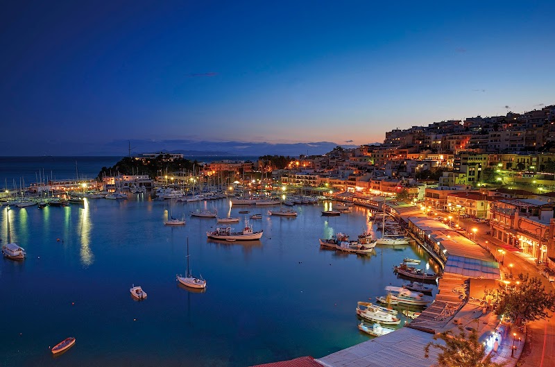 Hotel Achillion in Piraeus, Greece