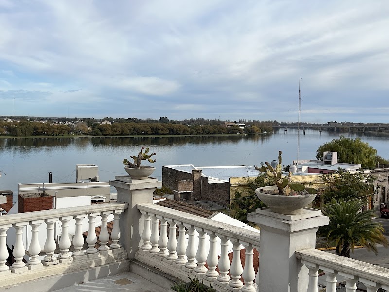 Hotel Carmen in Carmen de Patagones, Argentina