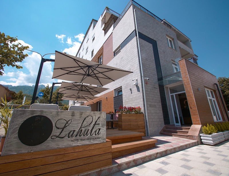 Hotel Lahuta in Bajram Curri, Albania