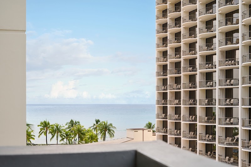 Hotel Renew in Honolulu, Hawaii