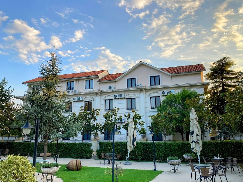 Hotel Univers in Elbasan, Albania