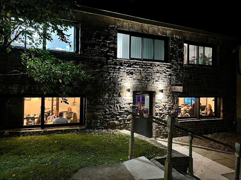 Inn at the Falls in Bracebridge, Canada