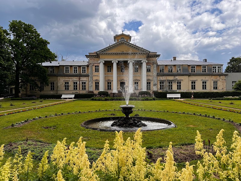 Krimuldas Muiža in Sigulda, Latvia