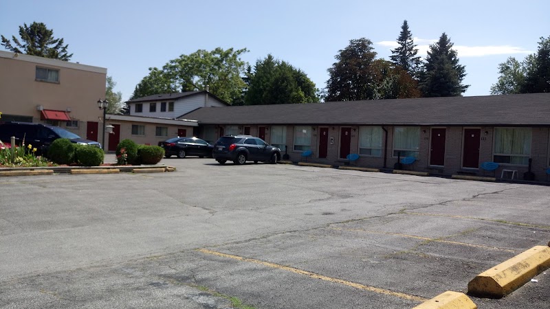 Lotus Motel in Cobourg, Canada