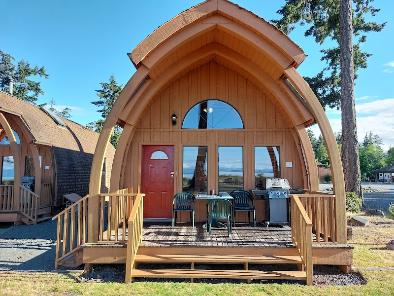 Oyster Bay Resorts in Campbell River, Canada