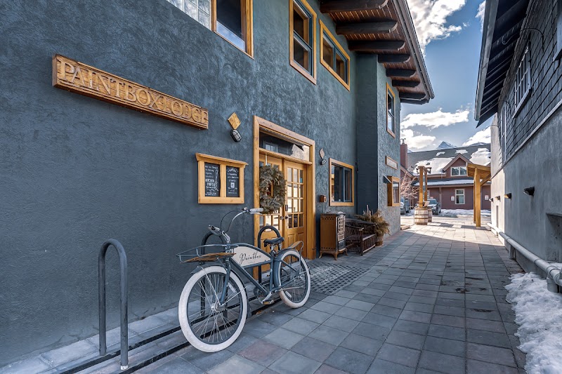 Paintbox Lodge in Canmore, Canada