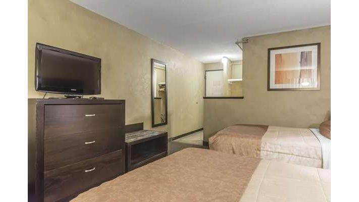 Quality Hotel & Conference Centre in Campbellton, Canada