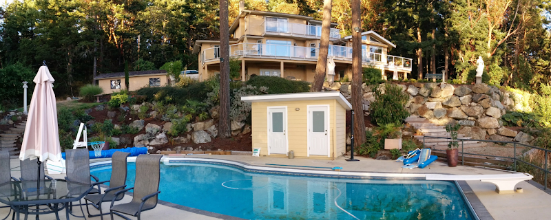 Rae Leigh Heights BnB in Central Saanich, Canada