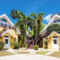 Shangri-La Boutique Bed & Breakfast