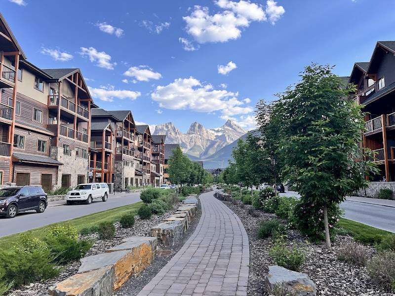 Spring Creek Vacations in Canmore, Canada
