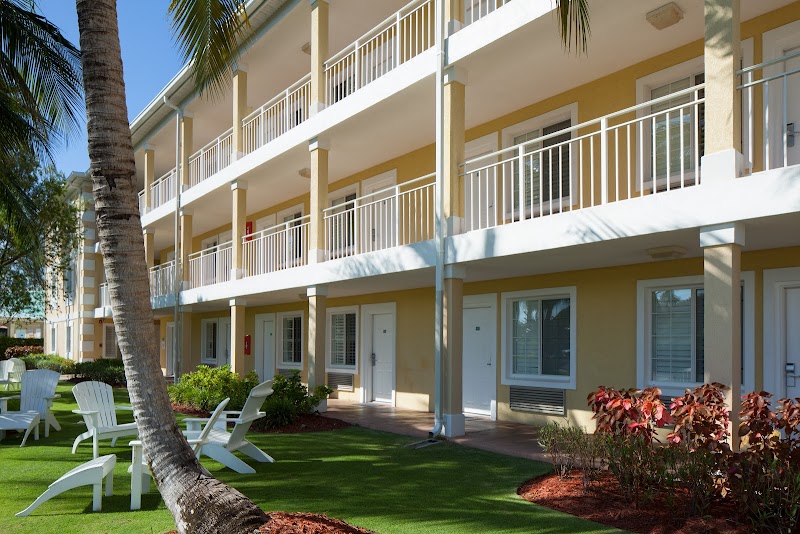 Sunshine Suites Resort in George Town, Cayman Islands