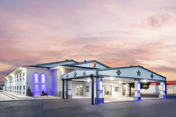 Super 8 by Wyndham Amarillo Central TX in Amarillo, United States
