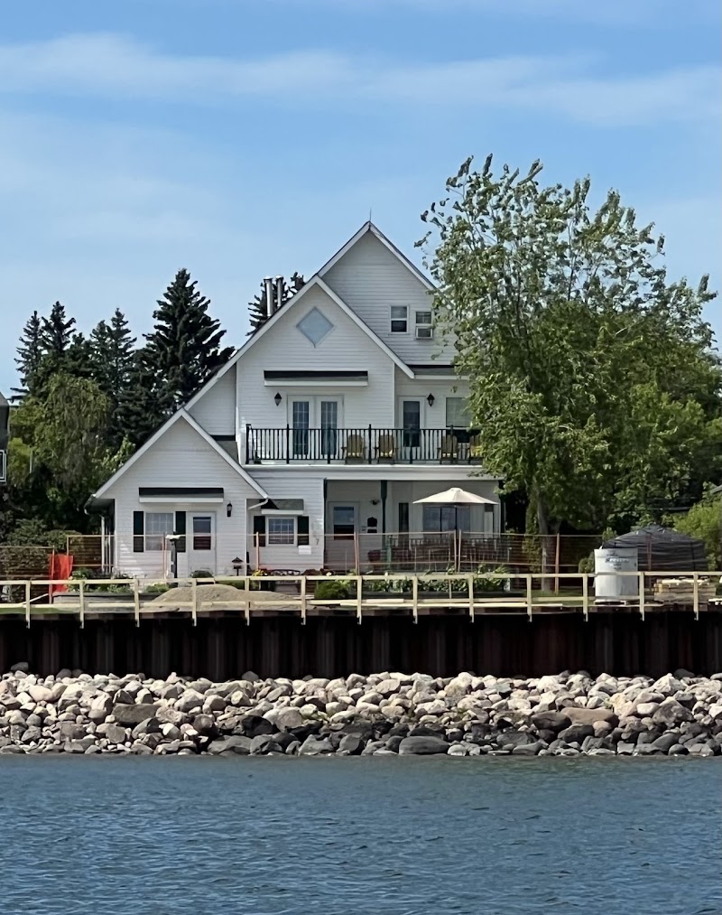 The Waterfront Harbour B&B in Cold Lake, Canada