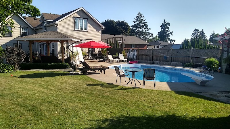 Twin Maples Bed & Breakfast in Cobourg, Canada