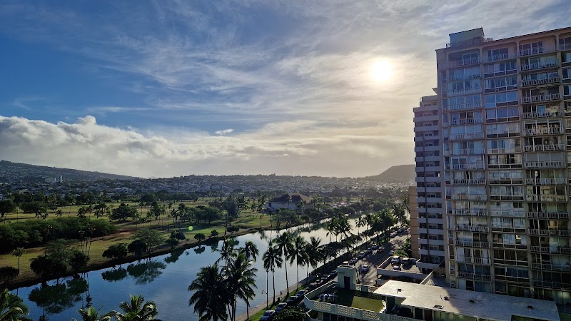 Waikiki Sand Villa Hotel in Oahu Island, Hawaii